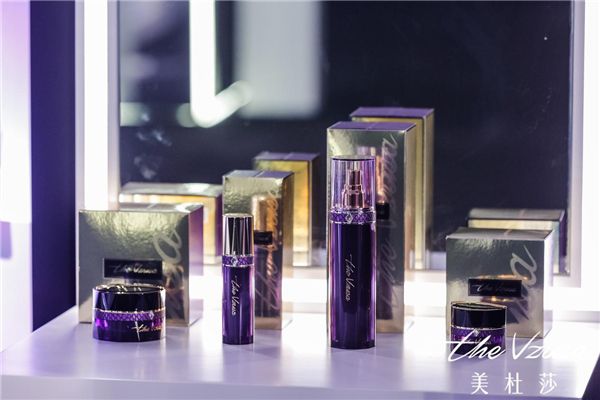 时尚与美学的双重盛宴 Vzusa美杜莎品牌鉴赏会圆满举行